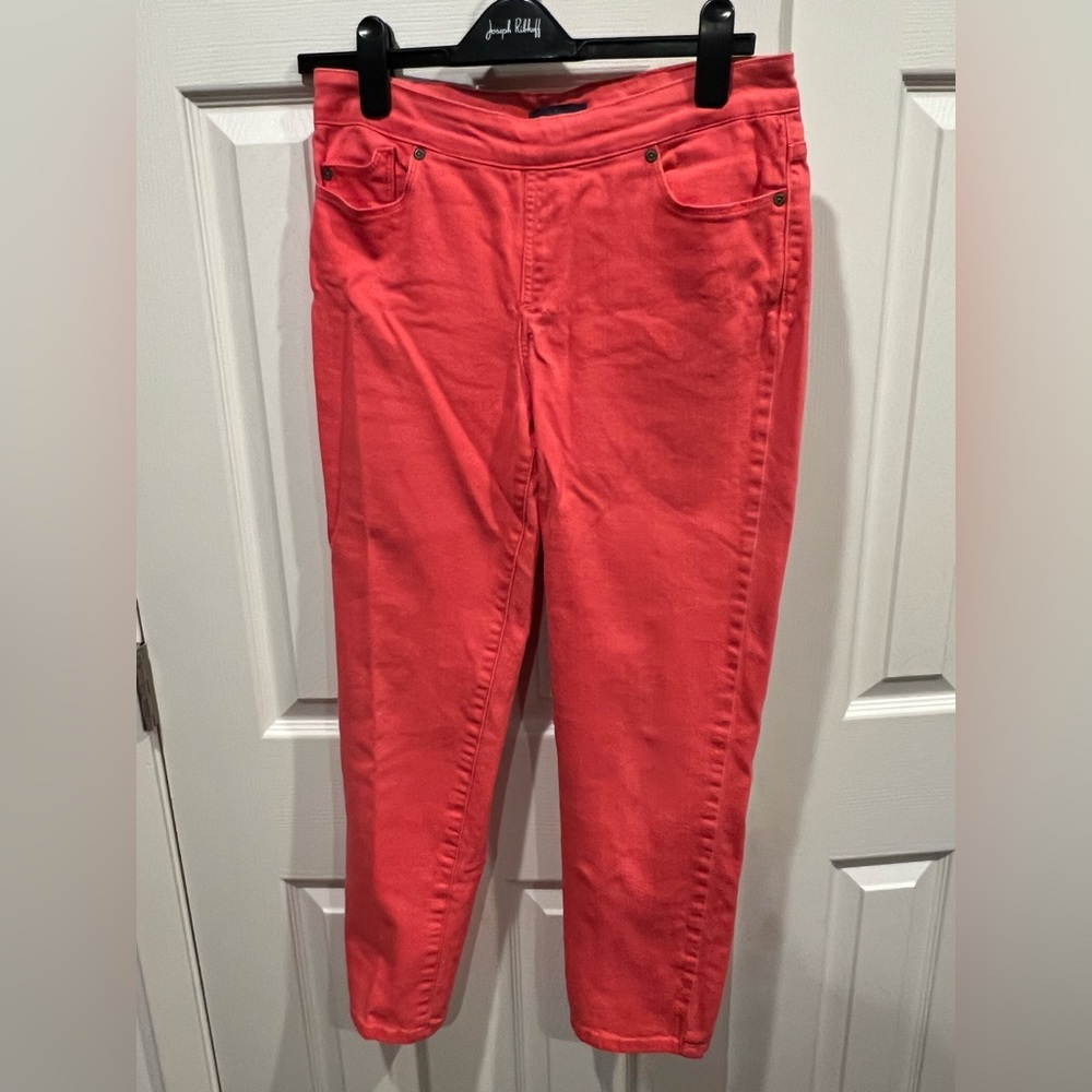 NYDJ Pull on slimming jeans
